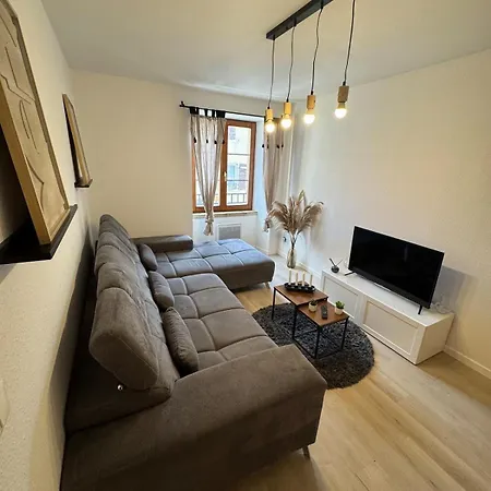 Apartment Jolie T2, 55 M, Centre