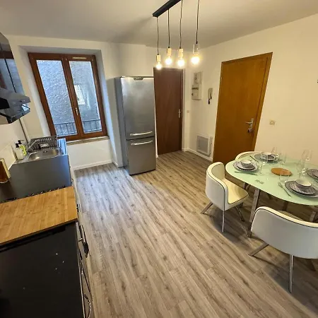 Jolie T2, 55 M, Centre *